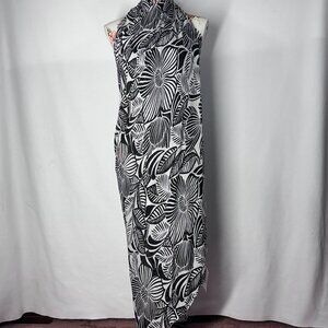 Echo Sarong Multipurpose Wrap Skirt Scarf Coverup Black  White Print One Size